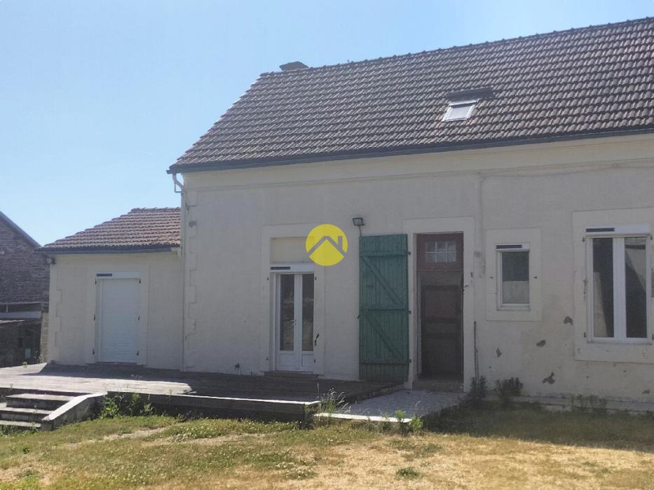 Maison avec grange et jardin