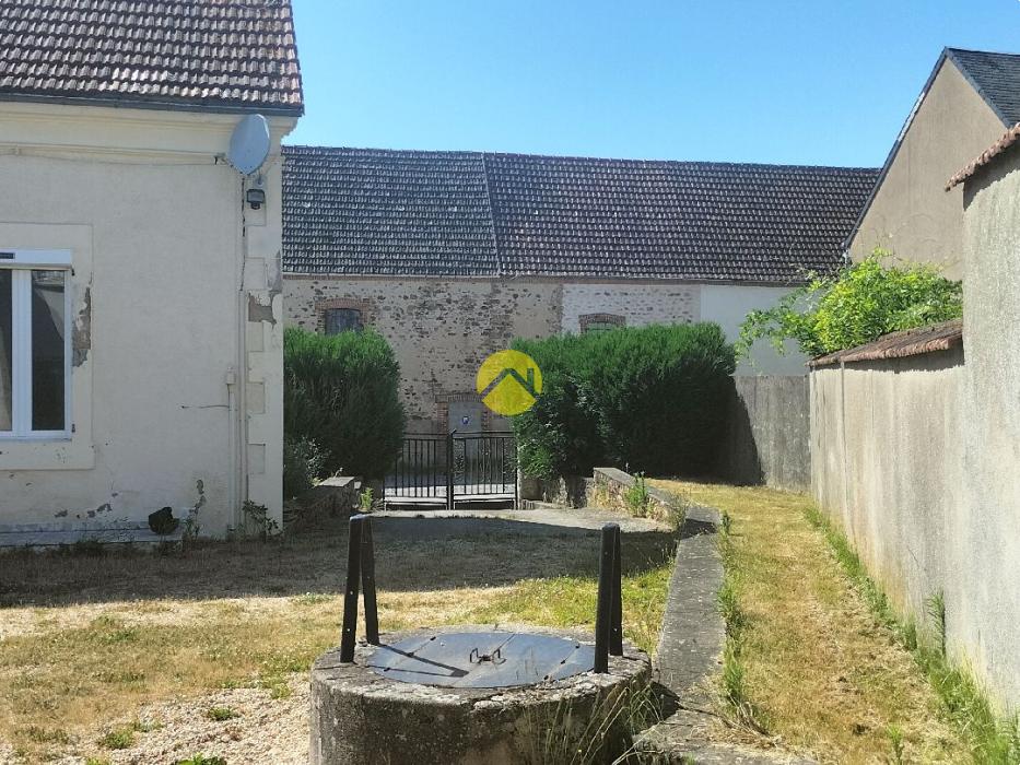 Maison avec grange et jardin
