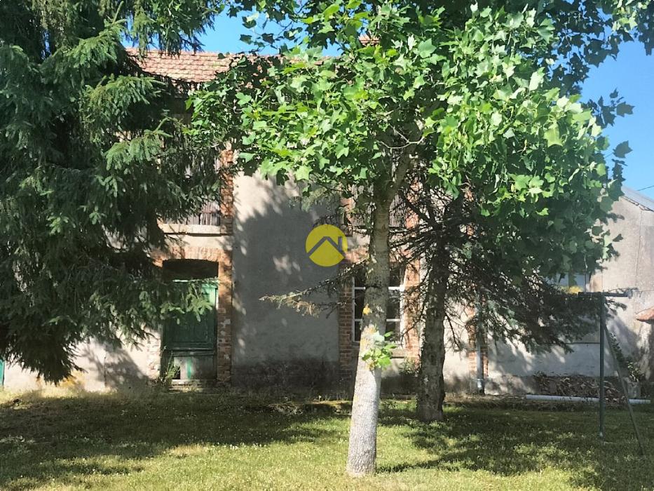 Maison avec grange et jardin