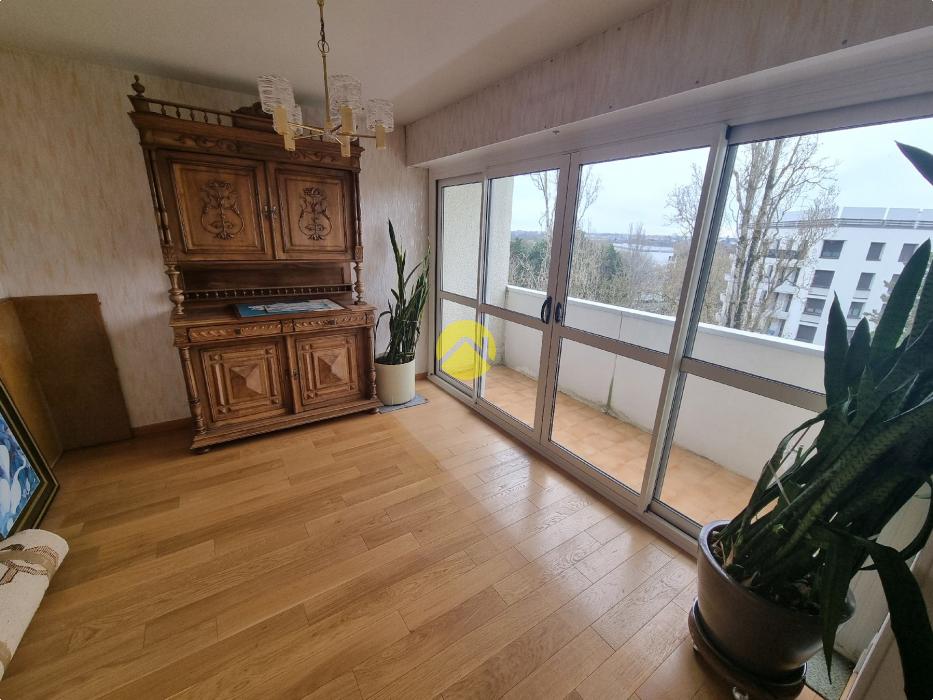 APPARTEMENT T5, 3 BALCONS