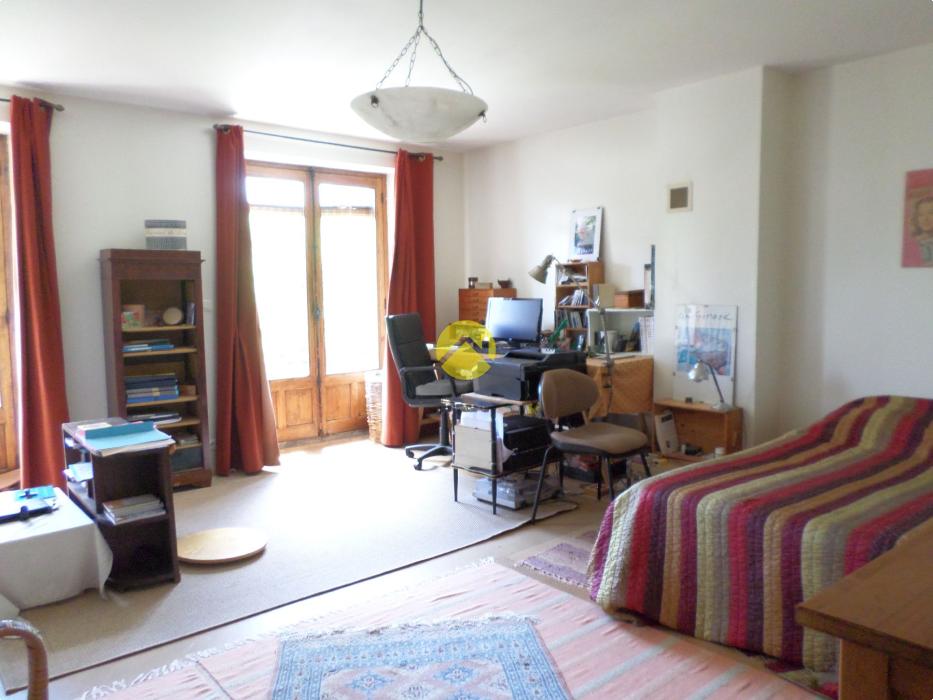 A VENDRE à ST SULPICE LE GUERETOIS