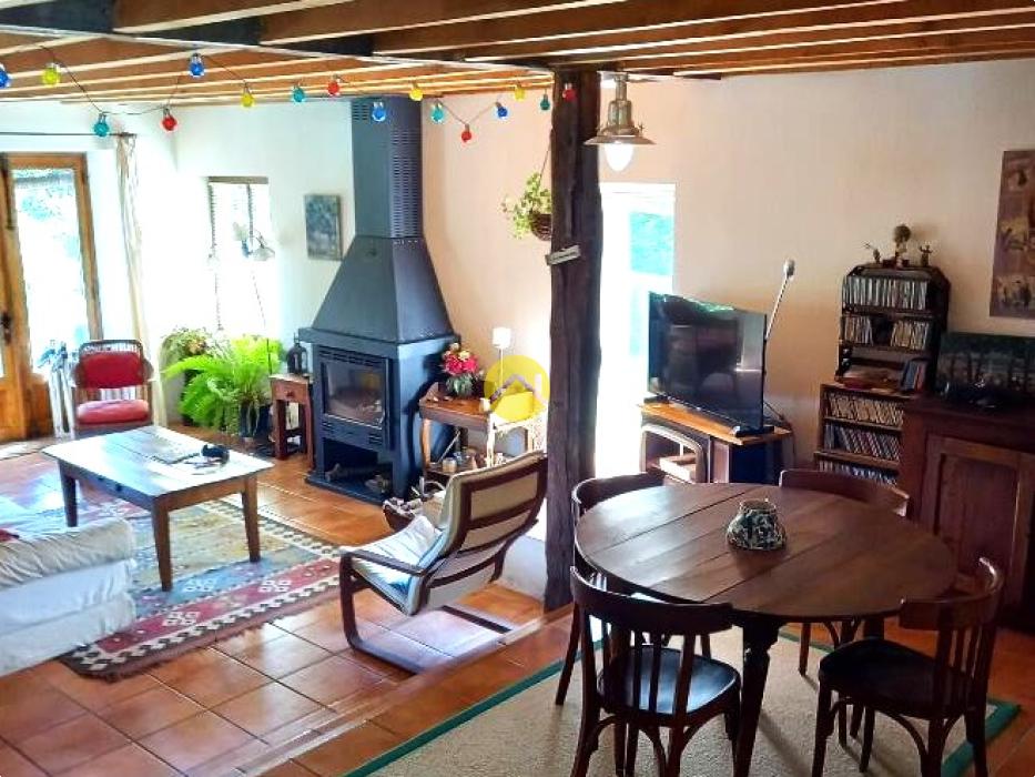 A VENDRE à ST SULPICE LE GUERETOIS