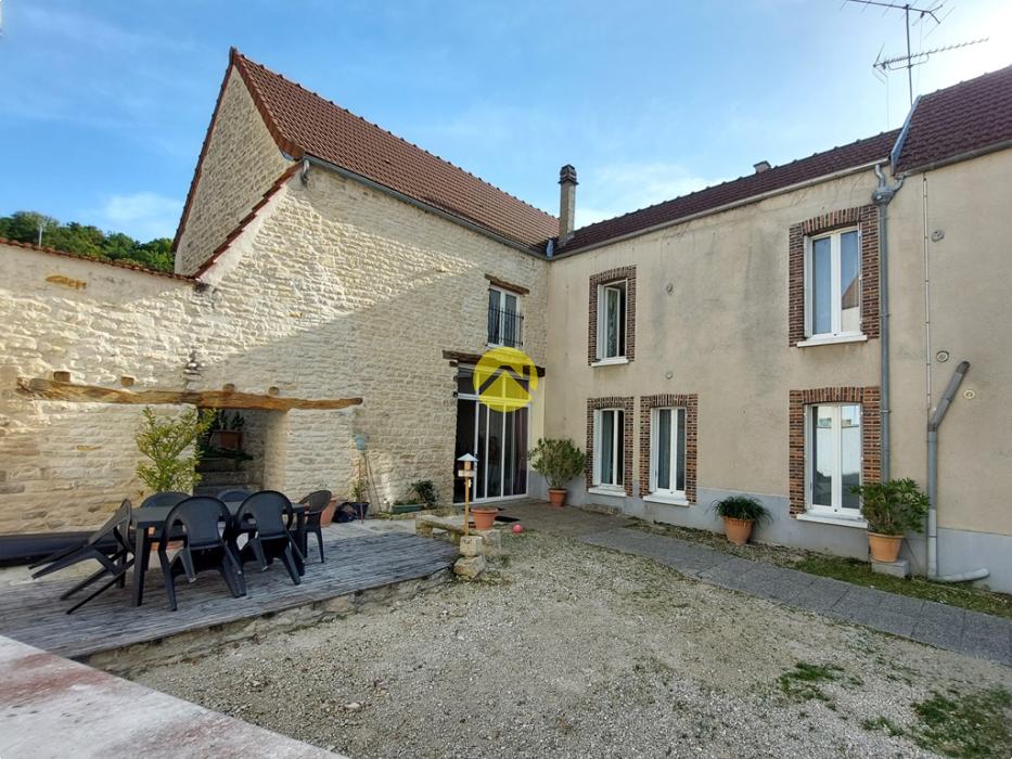 MAISON + LOCAL COMMERCIAL