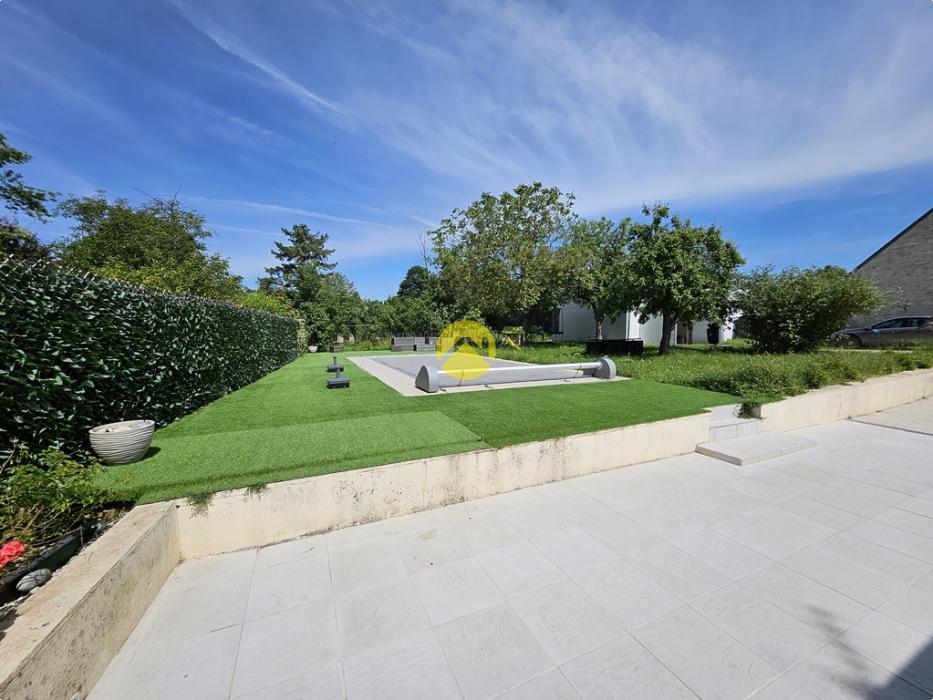 maison avec piscine chauffé