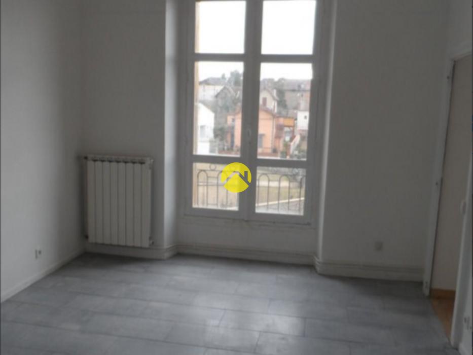 Grand Appartement T5 rénové