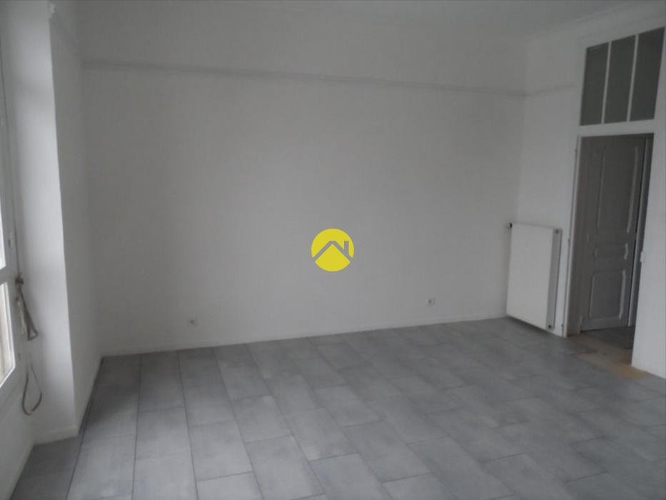 Grand Appartement T5 rénové