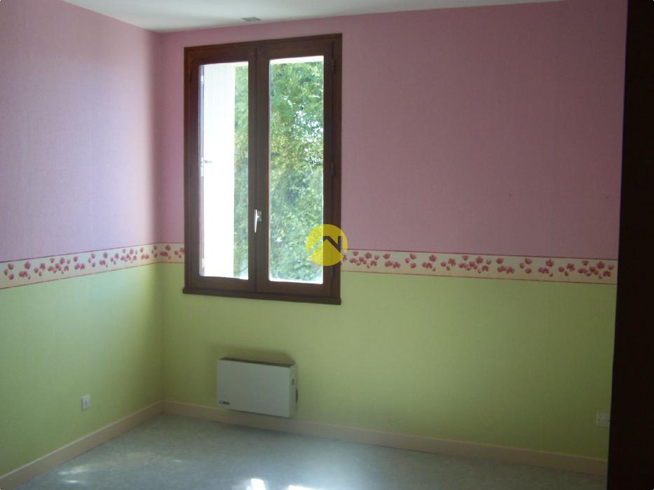 ENSEMBLE DE 3 MAISONS LOUEES