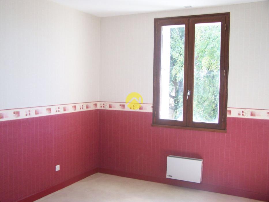 ENSEMBLE DE 3 MAISONS LOUEES