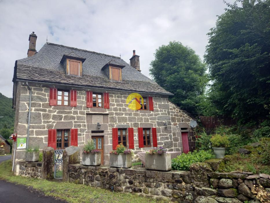 Maison dans hameau de Montagne