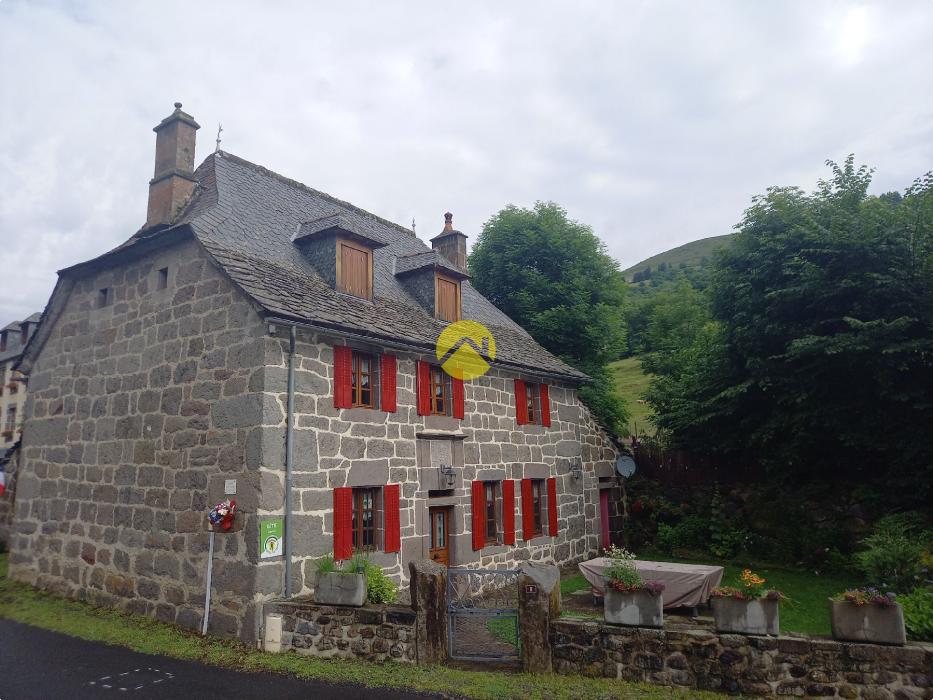 Maison dans hameau de Montagne