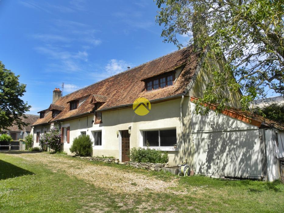 MAISON AVEC PISCINE