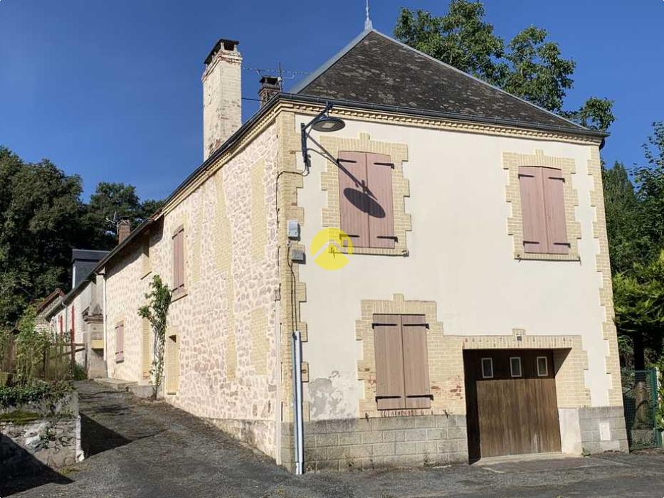 MAISON VILLAGE DE CREUSE