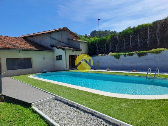 Belle propriété avec piscine
