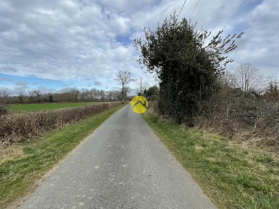Beau terrain de loisirs plat