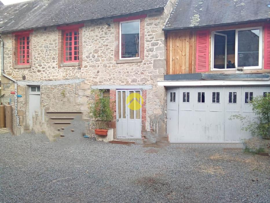 Charmante maison vue sur cour 