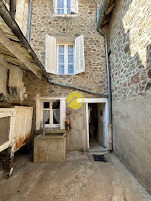MAISON DE BOURG + TERR 1.200M2