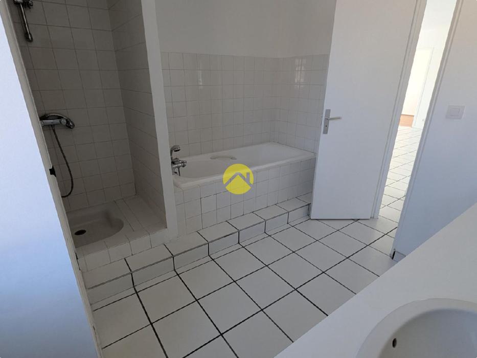 APPARTEMENT  PLACE   NATION