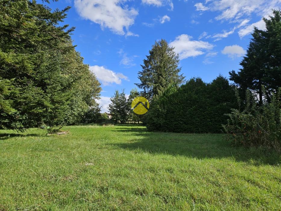 pavillon au cœur du village 