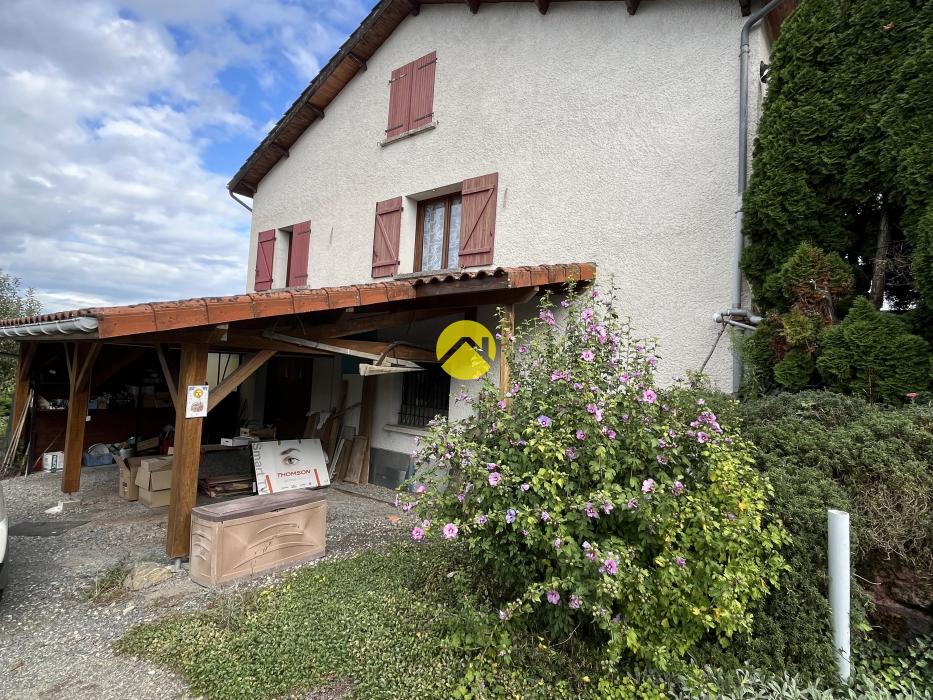 Maison familiale à la campagne