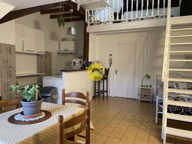 IMMEUBLE EXCELLENT ETAT