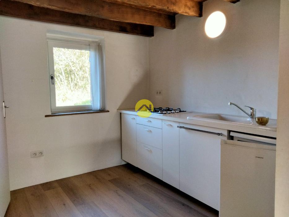 A VENDRE dans hameau calme