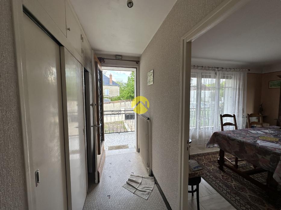 PAVILLON SUR SOUS-SOL 71 M² 