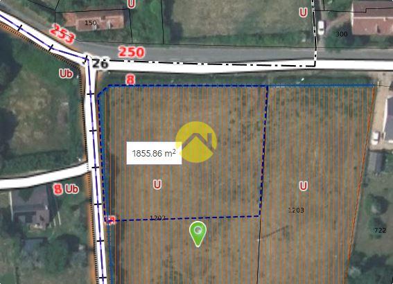 TERRAIN PLAT 1800m²