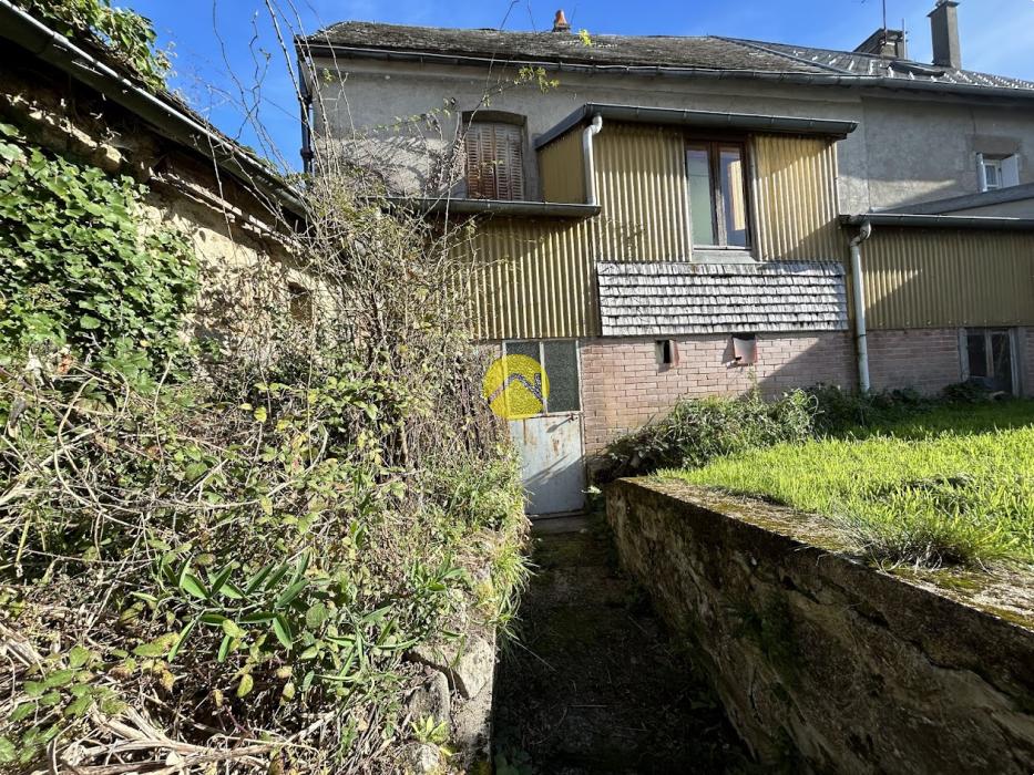 MAISON DE VILLAGE