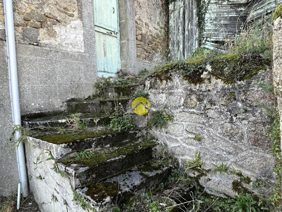 MAISON DE VILLAGE