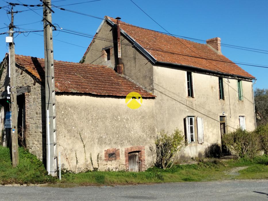 MAISON  AVEC 2500M2 DE TERRAIN