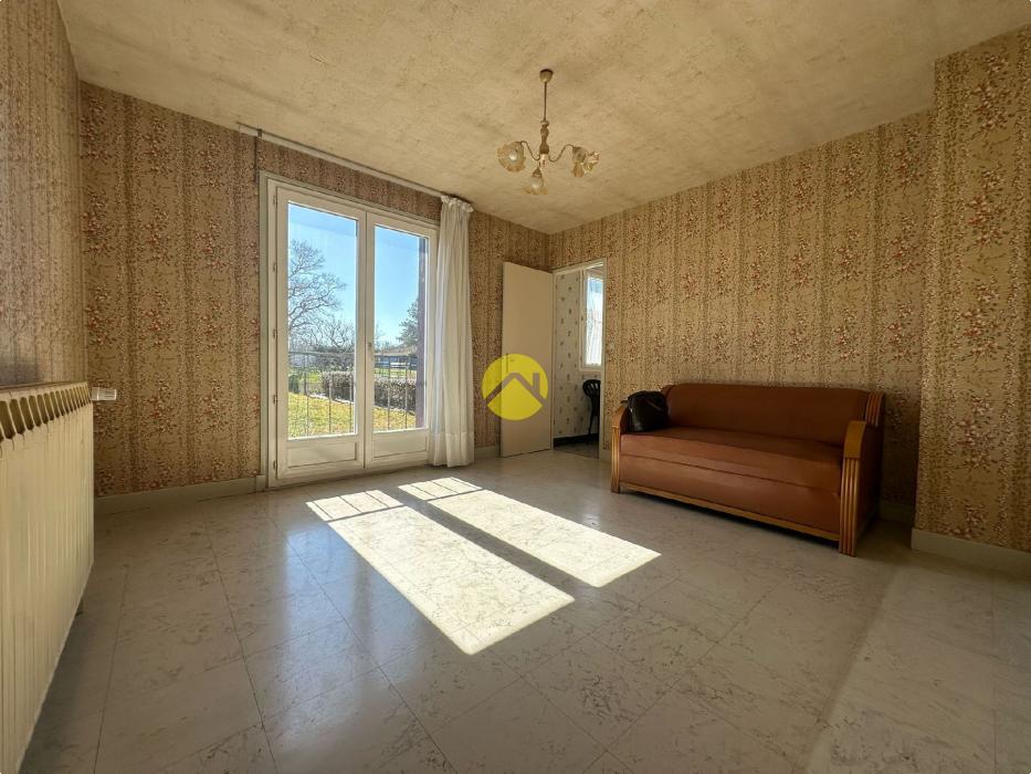 PAVILLON SUR SOUS-SOL  58M² 