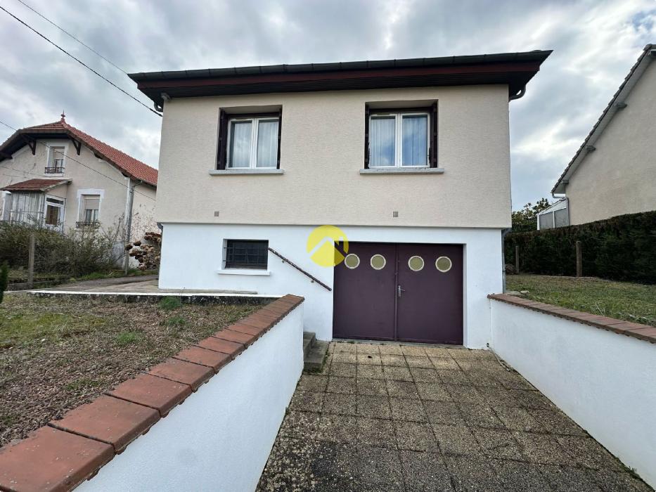 PAVILLON SUR SOUS-SOL  58M² 