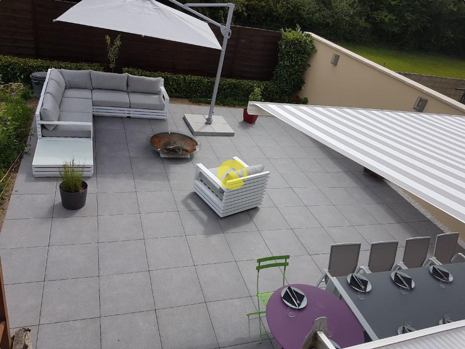 VARENNES-VAUZELLES 180m² 
