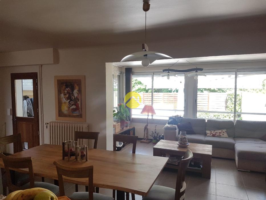 VARENNES-VAUZELLES 180m² 