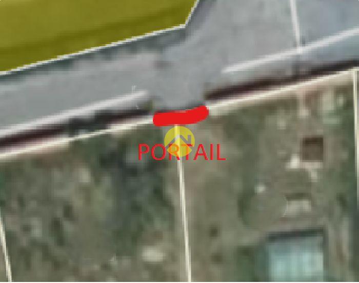 Maison avec garage et jardin