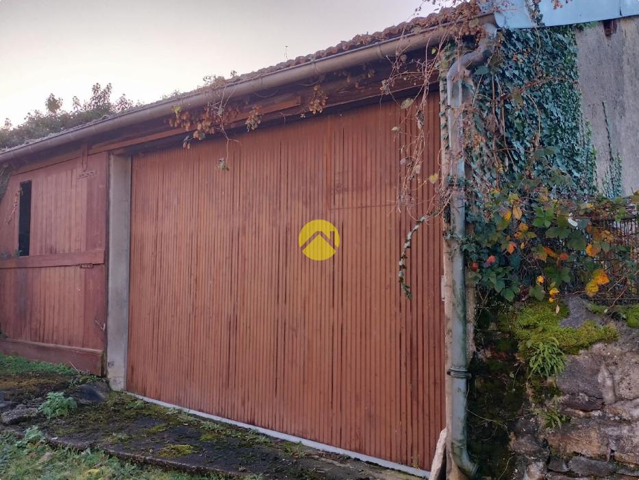 MAISON AVEC JARDIN ET GARAGE