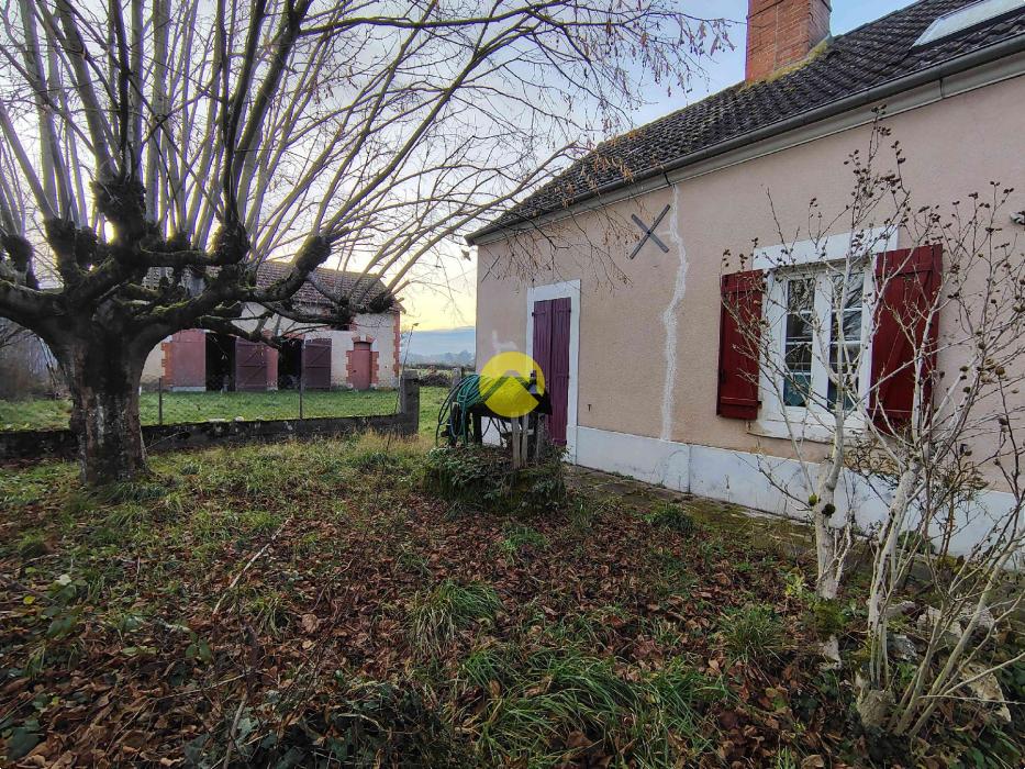 Maison + Grange sur 1 Hectare