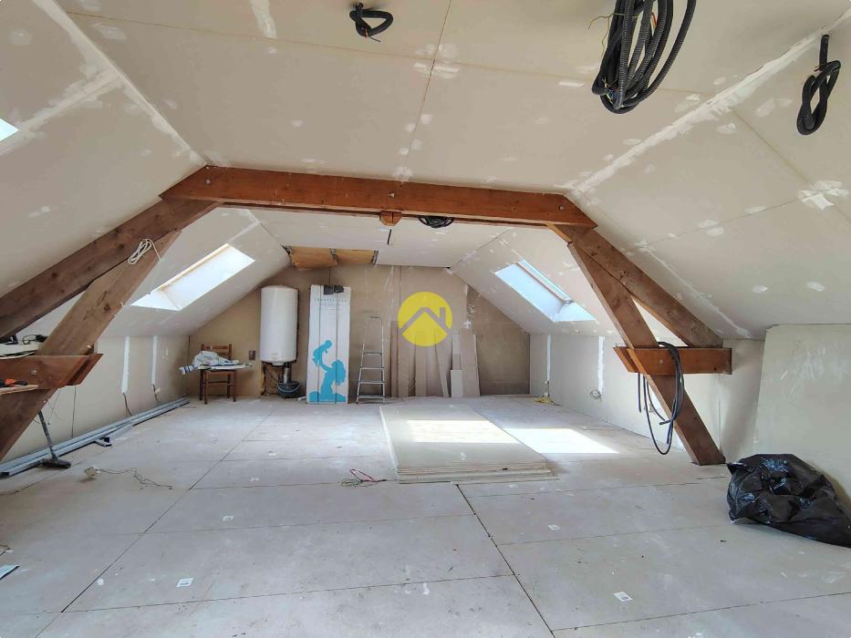 Maison+Grange sur 1 ha !