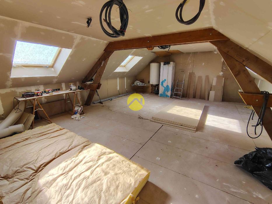 Maison+Grange sur 1 ha !