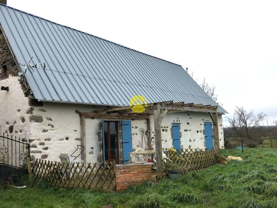 MAISON AU CALME AVEC JARDIN