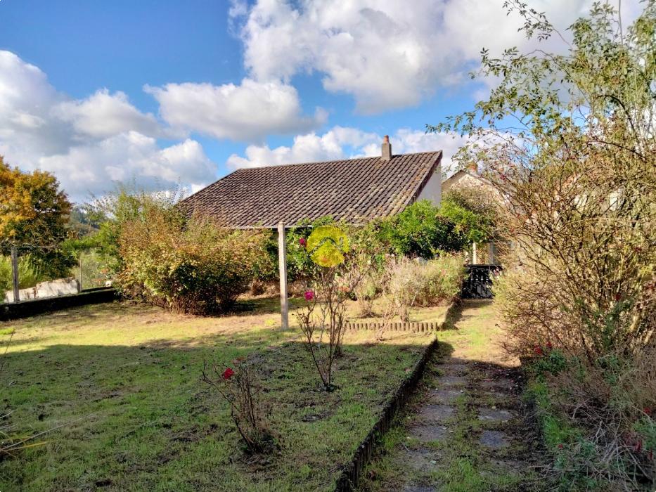 A VENDRE à ANZEME 