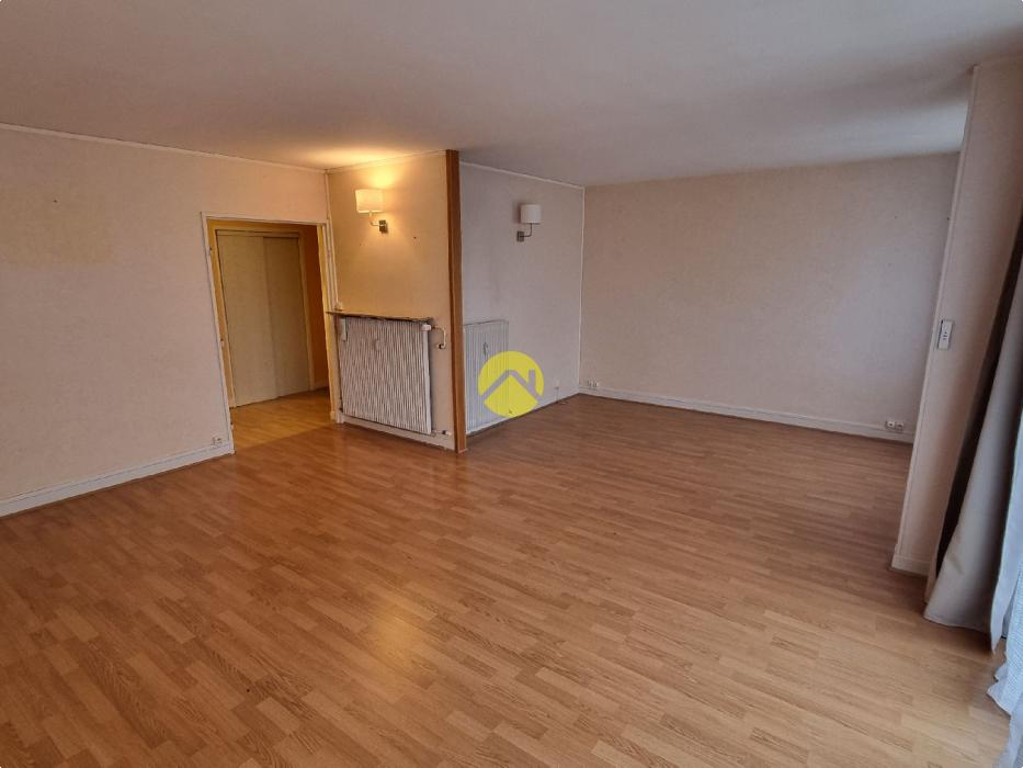 APPARTEMENT HYPER CENTRE