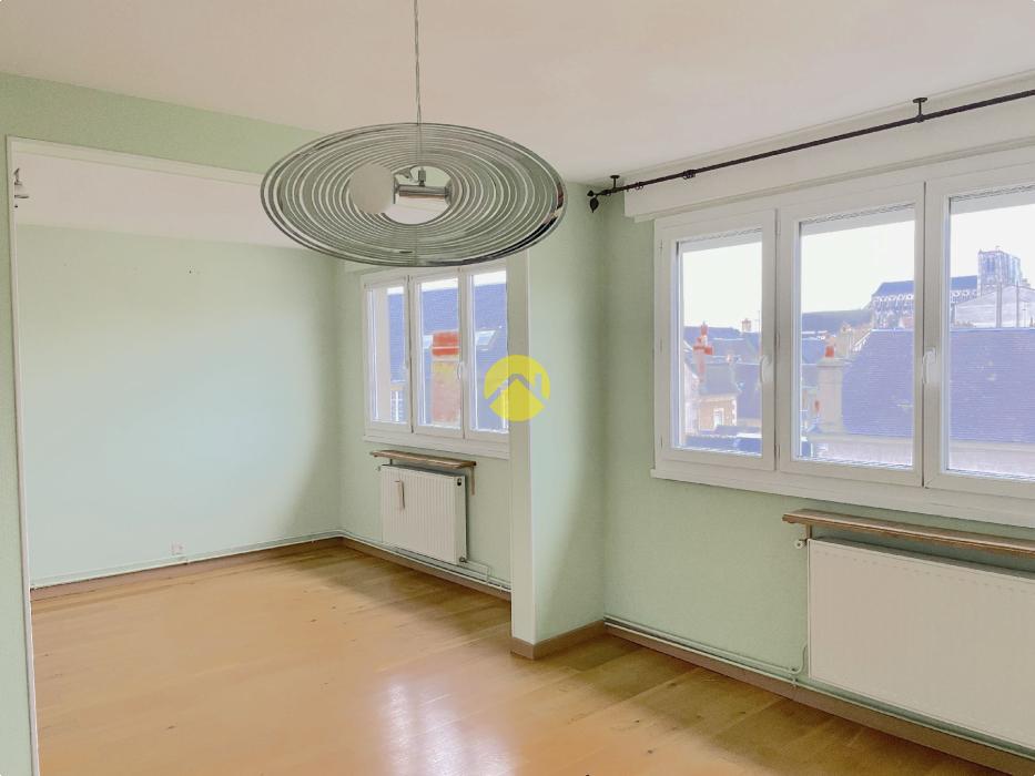 Apt avec parking et cave