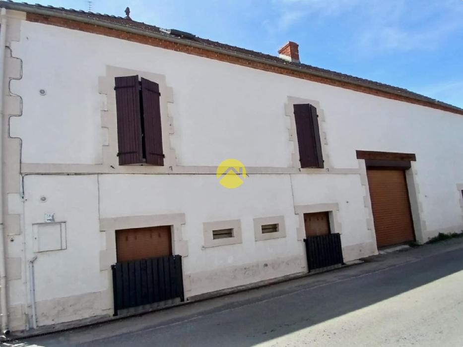 Maison avec dépendances