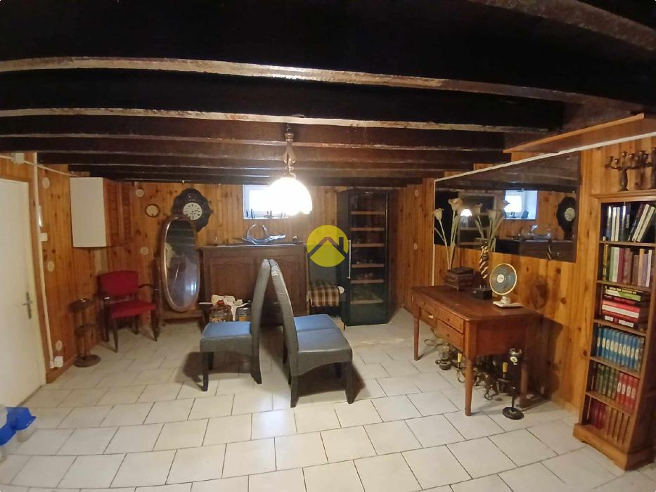 Maison avec dépendances