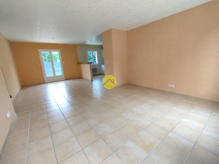 PLAIN-PIED, PROCHE COMMODITES