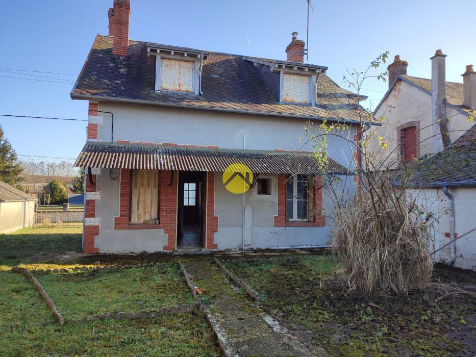 MAISON A RÉNOVER CŒUR DE VILLAGE TOUTES COMMODITÉS