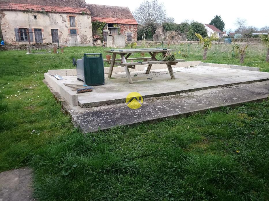 MAISON DE CAMPAGNE DANS UN JOLI VILLAGE