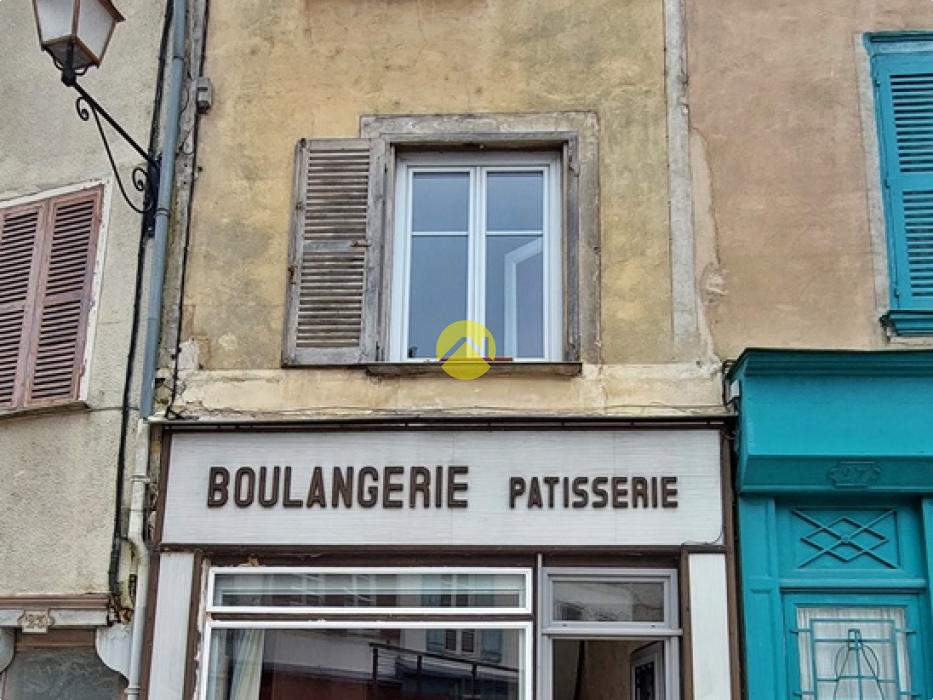 MAISON ET DÉPENDANCES