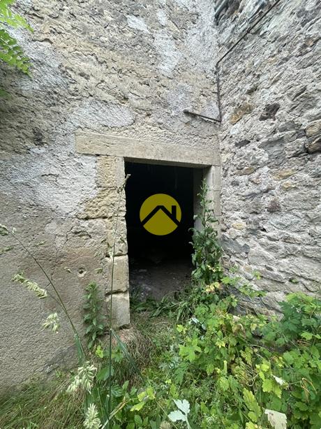 Grande maison à rénover